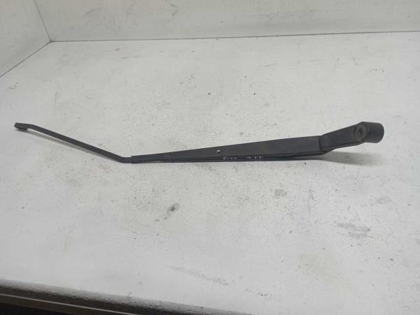 BRAS D'ESSUIE-GLACE AVANT DROIT NISSAN/SUZUKI - Vue 1